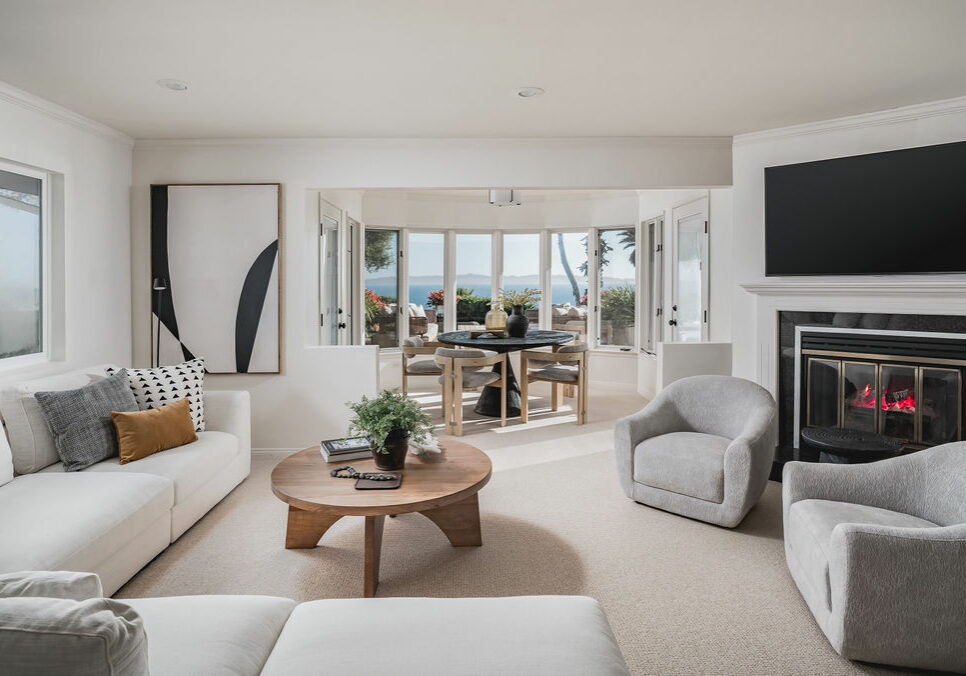 16_Family Room View